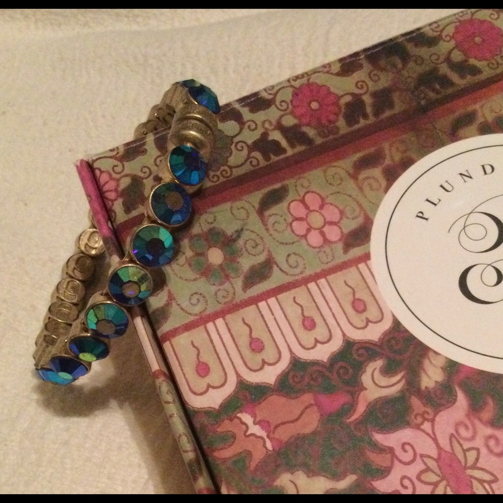 Magnetic bangle